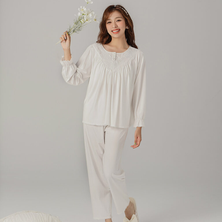 Women's Elegant Cream Lounge Set